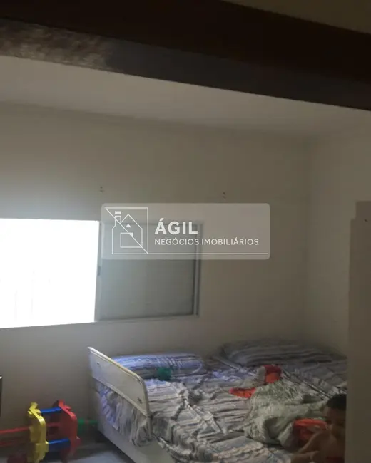 Foto 8 de Casa com 2 quartos à venda, 80m2 em Sao Jose Dos Campos - SP