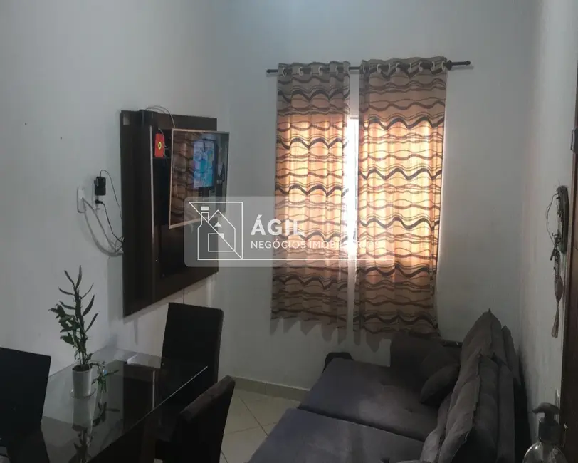 Foto 5 de Casa com 2 quartos à venda, 80m2 em Sao Jose Dos Campos - SP