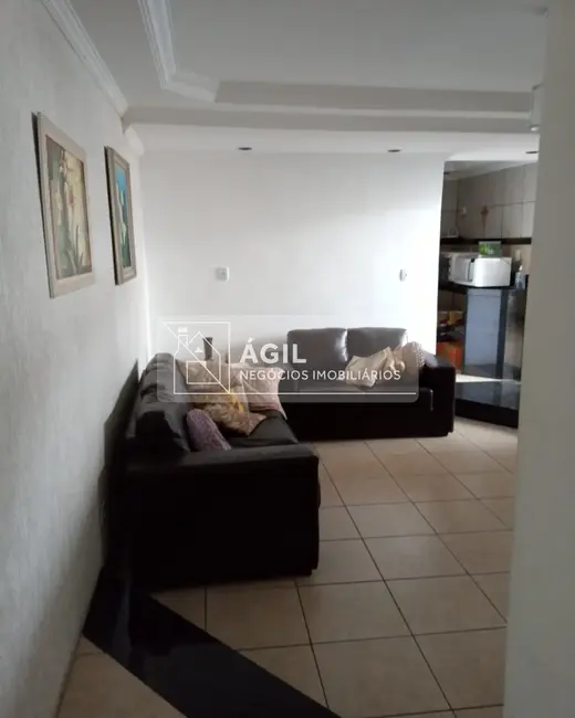 Foto 2 de Casa com 4 quartos à venda, 275m2 em Sao Jose Dos Campos - SP