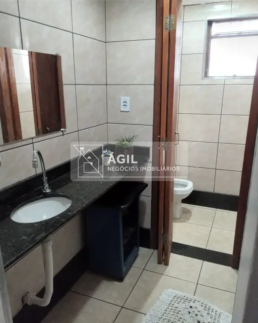 Foto 8 de Casa com 4 quartos à venda, 275m2 em Sao Jose Dos Campos - SP