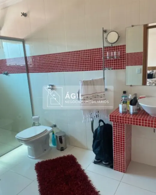 Foto 8 de Casa com 3 quartos à venda, 240m2 em Sao Jose Dos Campos - SP