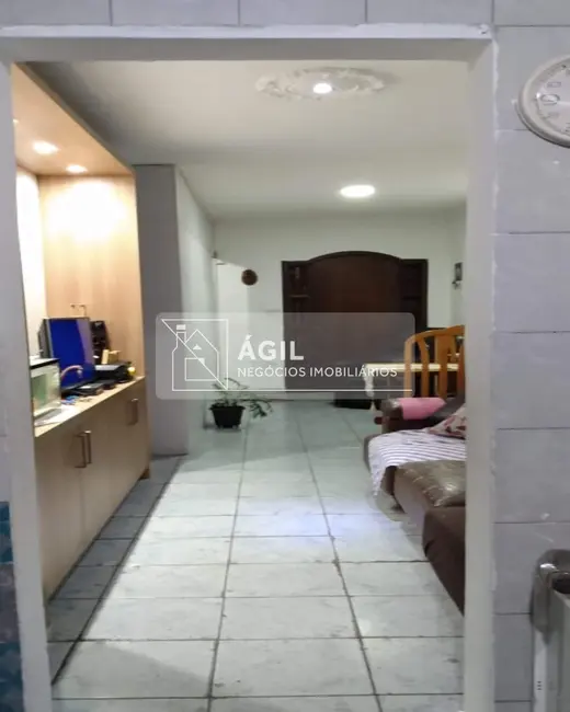 Foto 4 de Casa com 2 quartos à venda, 116m2 em Jardim Elza Maria, Jacarei - SP
