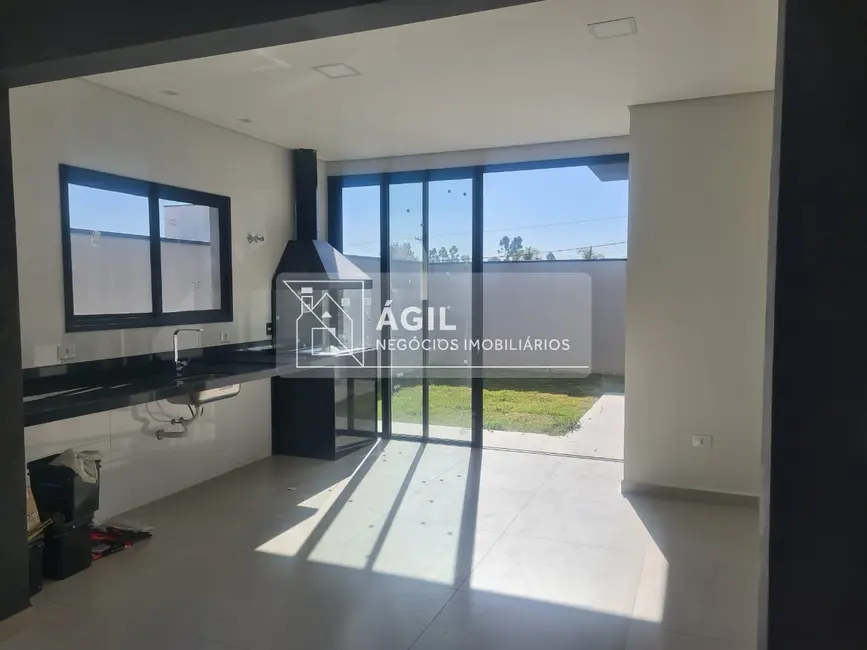 Foto 4 de Casa de Condomínio com 3 quartos à venda, 150m2 em Cacapava - SP