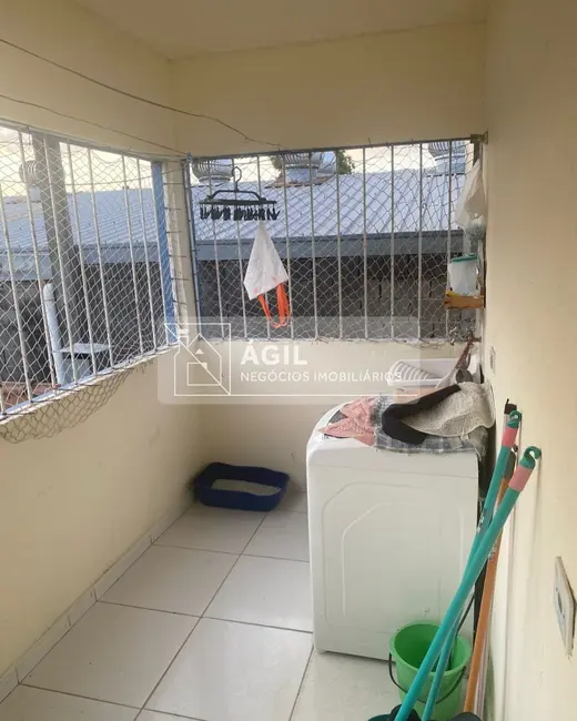 Foto 4 de Casa com 3 quartos à venda, 104m2 em Sao Jose Dos Campos - SP