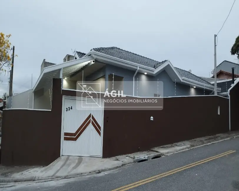 Foto 1 de Casa com 3 quartos à venda, 207m2 em Loteamento Villa Branca, Jacarei - SP