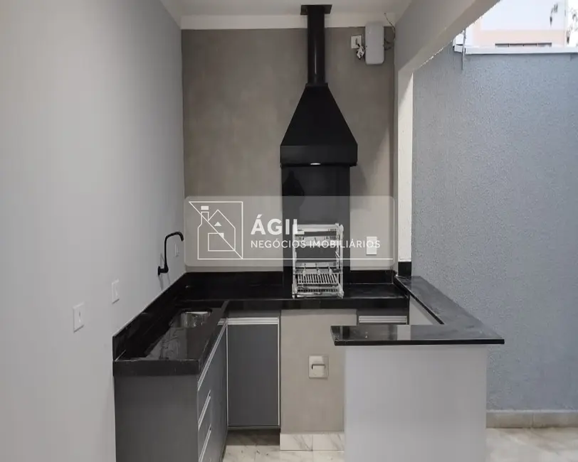 Foto 4 de Casa com 3 quartos à venda, 207m2 em Loteamento Villa Branca, Jacarei - SP