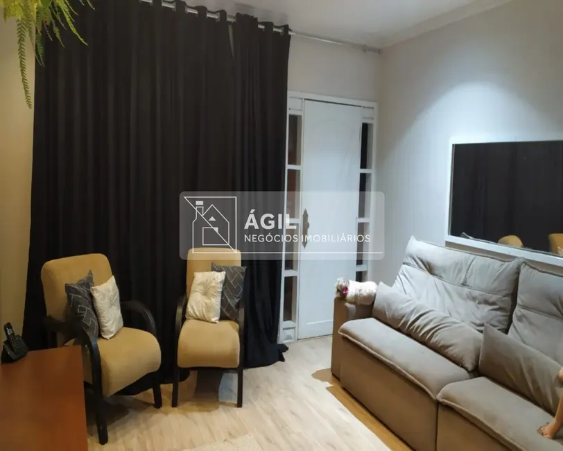 Foto 3 de Casa de Condomínio com 3 quartos à venda, 192m2 em Loteamento Villa Branca, Jacarei - SP