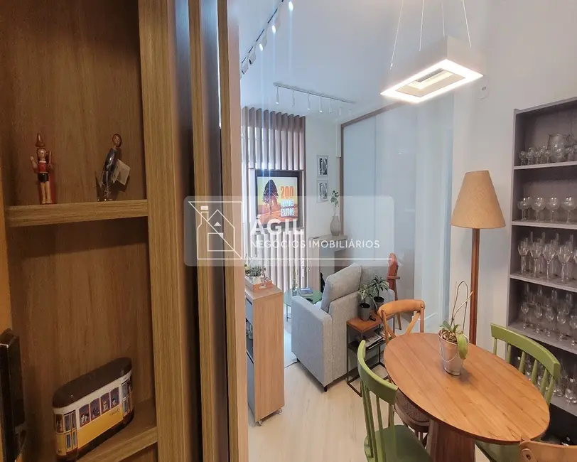 Apartamento com 1 quarto à venda, 50m2 em Sao Jose Dos Campos - SP - imagem 2 Foto 2 de Apartamento com 1 quarto à venda, 50m2 em Sao Jose Dos Campos - SP