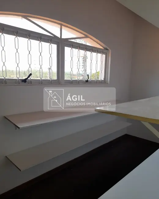 Foto 9 de Casa com 4 quartos à venda, 320m2 em Sao Jose Dos Campos - SP