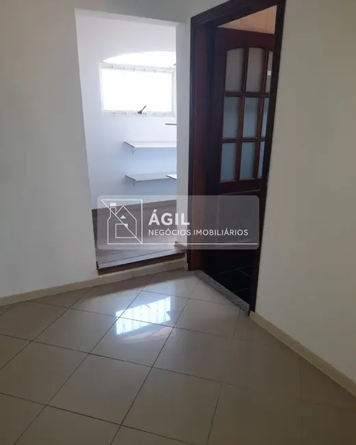 Foto 8 de Casa com 4 quartos à venda, 320m2 em Sao Jose Dos Campos - SP
