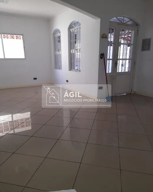 Foto 3 de Casa com 4 quartos à venda, 320m2 em Sao Jose Dos Campos - SP