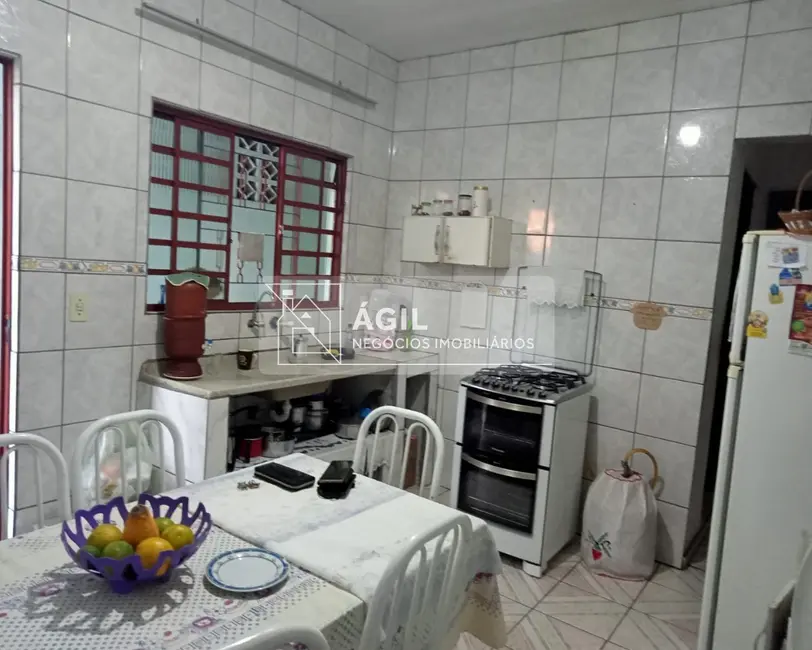 Foto 5 de Casa com 2 quartos à venda, 125m2 em Sao Jose Dos Campos - SP