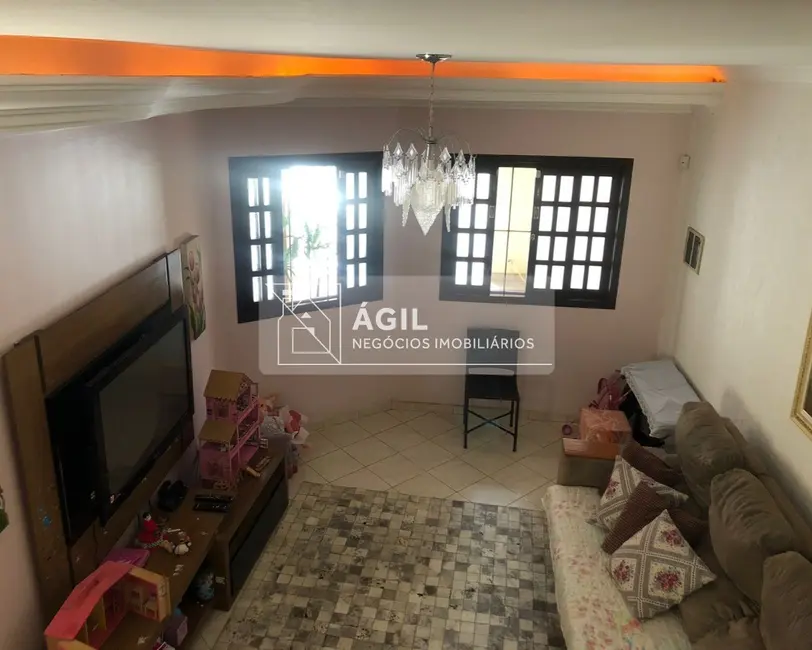 Foto 7 de Casa com 4 quartos à venda, 235m2 em Loteamento Villa Branca, Jacarei - SP