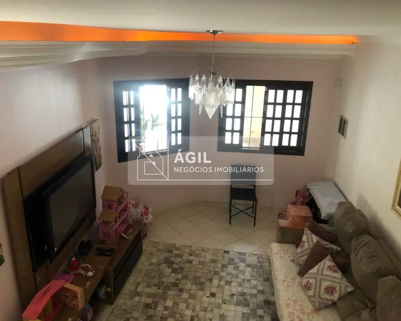 Foto 6 de Casa com 4 quartos à venda, 235m2 em Loteamento Villa Branca, Jacarei - SP