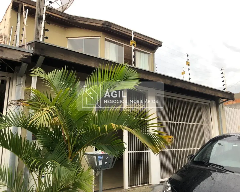 Foto 4 de Casa com 4 quartos à venda, 235m2 em Loteamento Villa Branca, Jacarei - SP