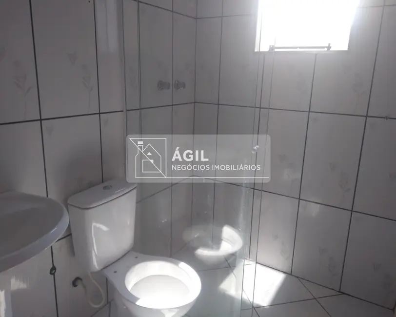 Foto 4 de Casa com 2 quartos à venda, 190m2 em Parque Imperial, Jacarei - SP