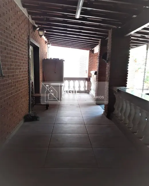 Casa com 4 quartos à venda, 330m2 em Jardim América, Jacarei - SP - imagem 7 Foto 7 de Casa com 4 quartos à venda, 330m2 em Jardim América, Jacarei - SP