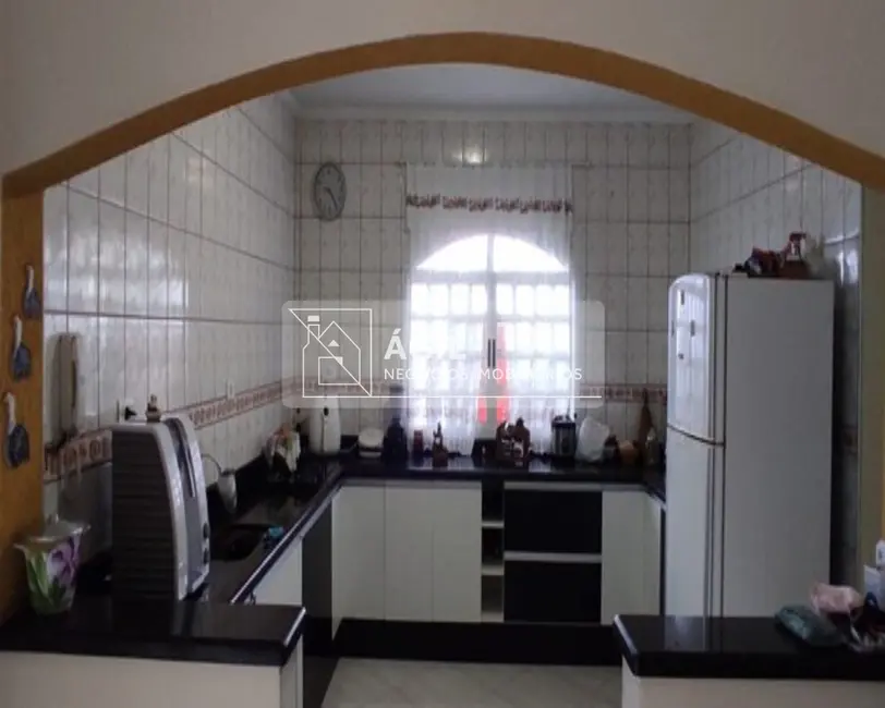 Foto 5 de Casa com 3 quartos à venda, 315m2 em Jardim Maria Amélia, Jacarei - SP