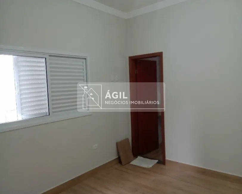 Foto 5 de Casa com 3 quartos à venda, 150m2 em Parque Brasil, Jacarei - SP