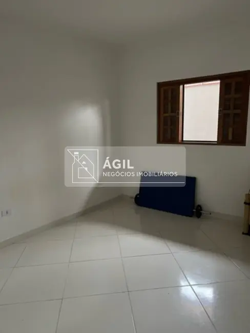 Foto 3 de Casa com 2 quartos à venda, 70m2 em Sao Jose Dos Campos - SP