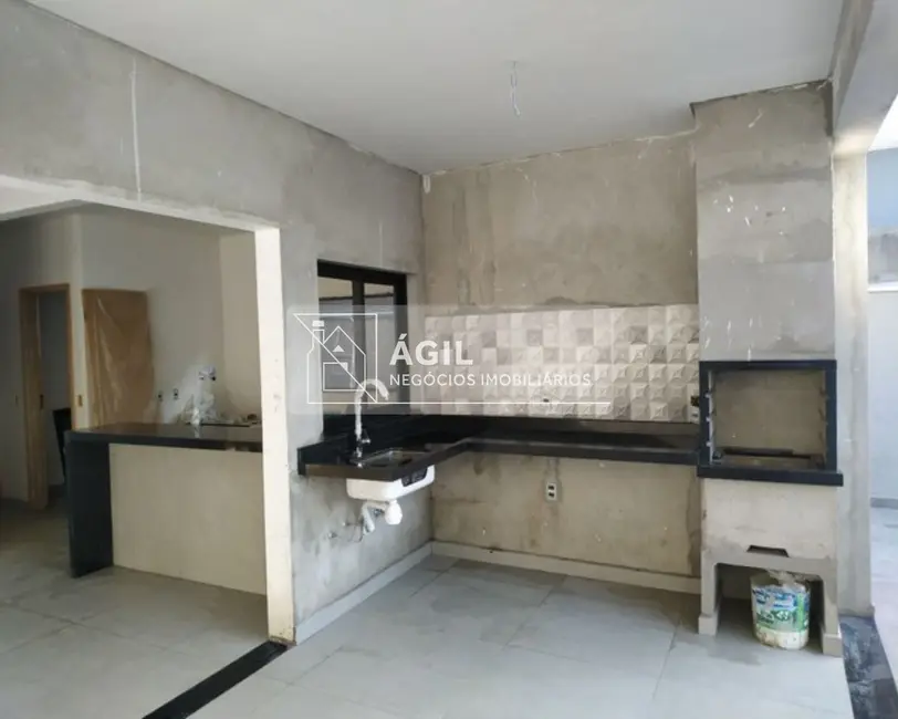 Foto 3 de Casa de Condomínio com 3 quartos à venda, 170m2 em Cacapava - SP