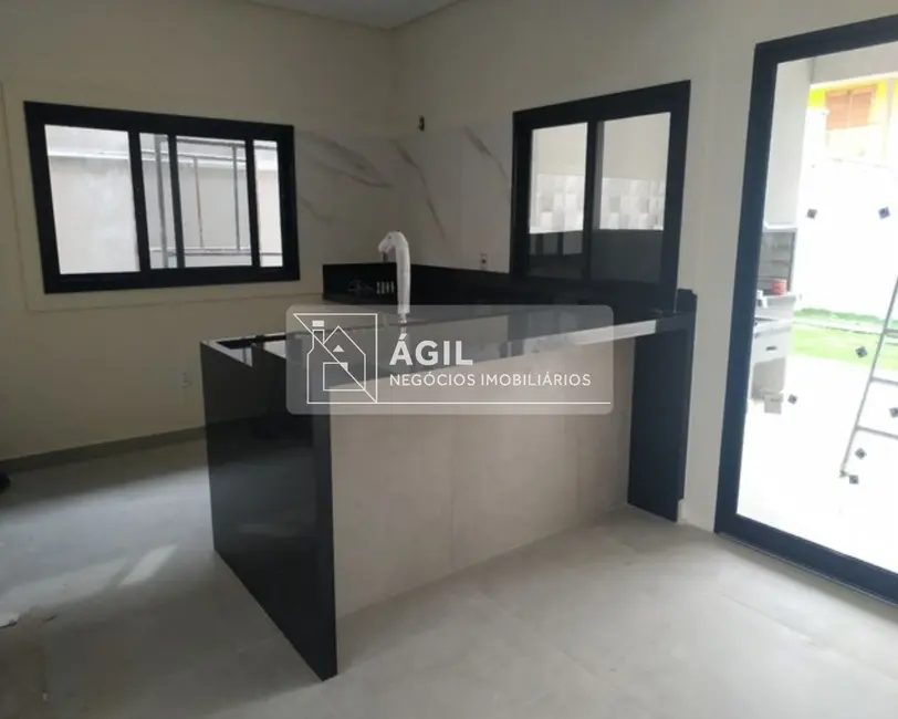 Foto 6 de Casa de Condomínio com 3 quartos à venda, 170m2 em Cacapava - SP