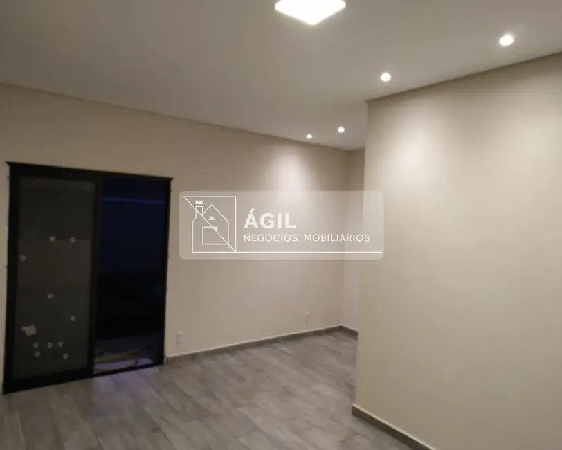 Foto 9 de Casa de Condomínio com 3 quartos à venda, 170m2 em Cacapava - SP