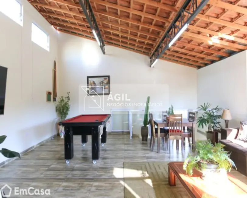 Foto 3 de Casa com 4 quartos à venda, 300m2 em Sao Jose Dos Campos - SP