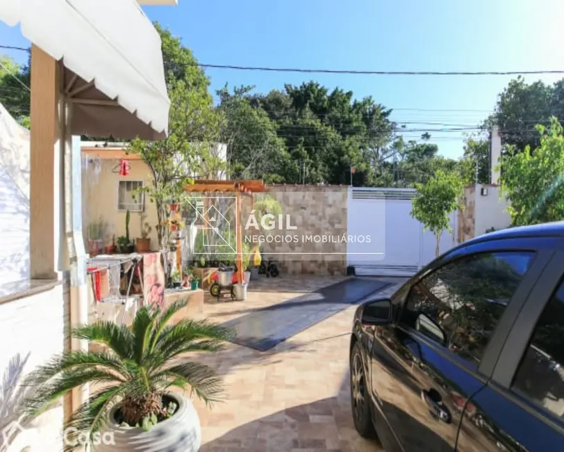 Foto 2 de Casa com 4 quartos à venda, 300m2 em Sao Jose Dos Campos - SP