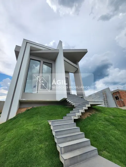 Foto 1 de Casa de Condomínio com 4 quartos à venda, 950m2 em Sao Jose Dos Campos - SP