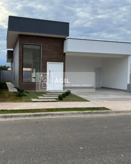 Foto 1 de Casa de Condomínio com 3 quartos à venda, 250m2 em Parque Residencial Maria Elmira, Cacapava - SP