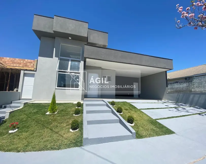 Foto 6 de Casa de Condomínio com 3 quartos à venda, 320m2 em Cacapava - SP