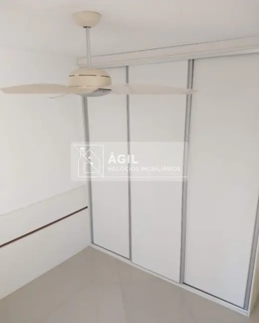 Foto 2 de Apartamento com 2 quartos à venda, 45m2 em Jardim Califórnia, Jacarei - SP