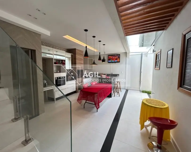 Foto 8 de Casa com 4 quartos à venda, 200m2 em Residencial Parque dos Sinos, Jacarei - SP