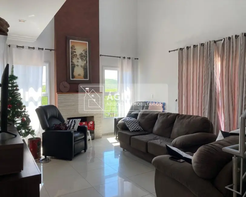 Foto 9 de Casa de Condomínio com 3 quartos à venda, 350m2 em Sao Jose Dos Campos - SP