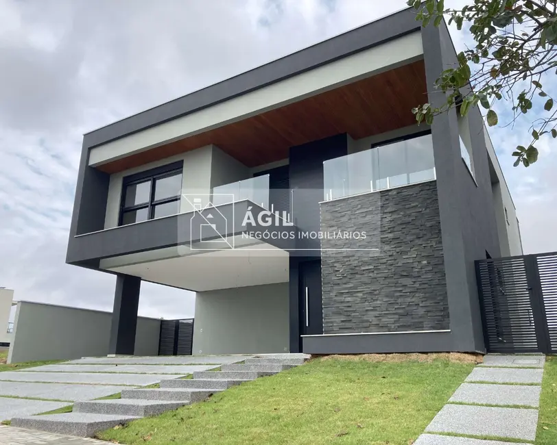 Foto 2 de Casa de Condomínio com 5 quartos à venda, 450m2 em Sao Jose Dos Campos - SP