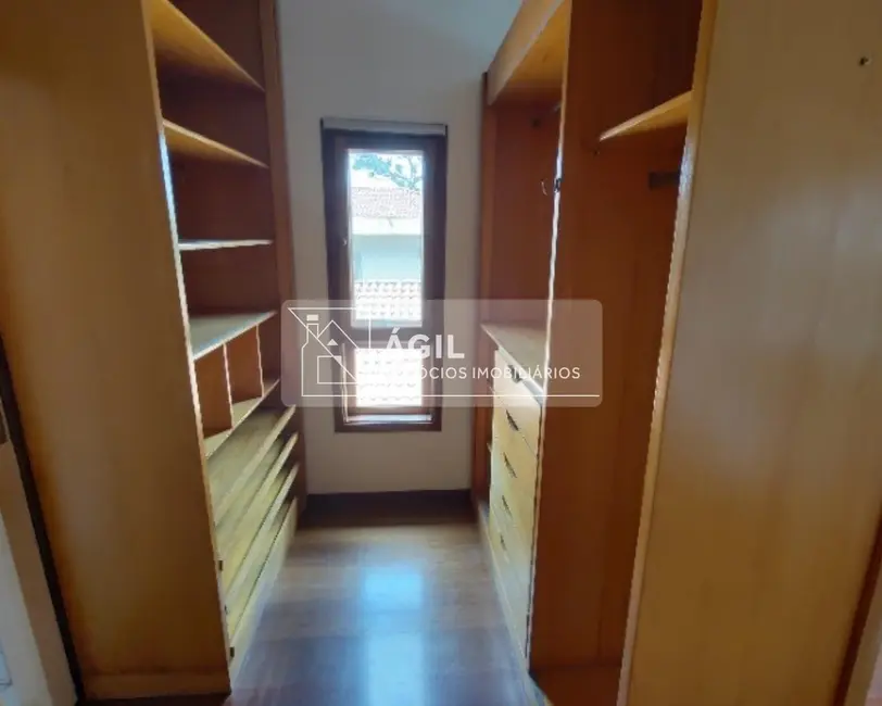 Foto 5 de Casa com 3 quartos à venda, 376m2 em Sao Jose Dos Campos - SP