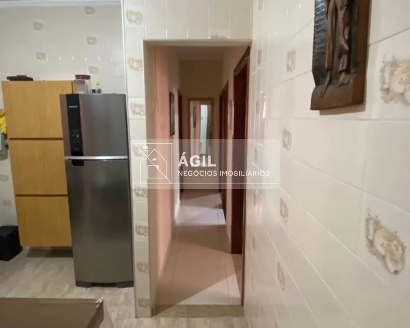 Foto 4 de Casa com 3 quartos à venda, 250m2 em Sao Jose Dos Campos - SP