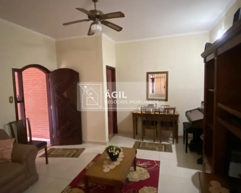 Foto 8 de Casa com 3 quartos à venda, 250m2 em Sao Jose Dos Campos - SP