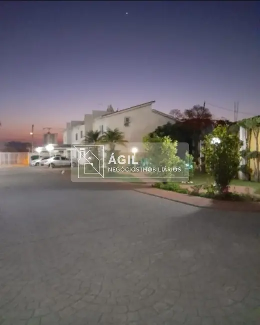 Foto 4 de Casa de Condomínio com 2 quartos à venda, 71m2 em Jardim Califórnia, Jacarei - SP