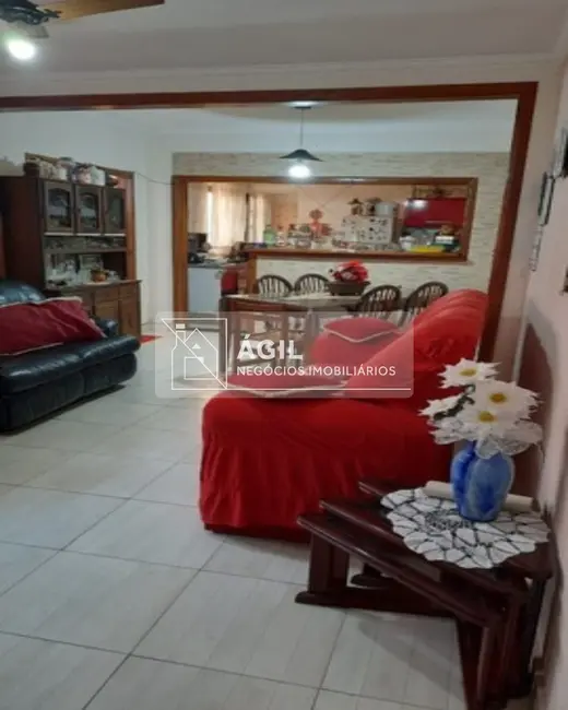 Foto 5 de Casa com 2 quartos à venda, 125m2 em Jardim Pedra Mar, Jacarei - SP