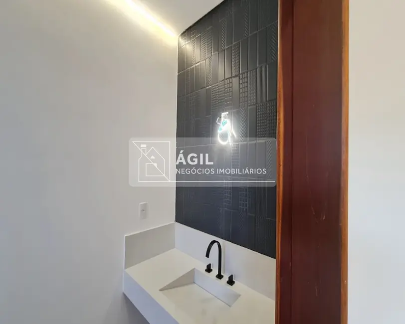 Foto 4 de Casa de Condomínio com 3 quartos à venda, 267m2 em Sao Jose Dos Campos - SP