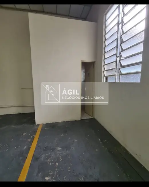 Armazém / Galpão para alugar, 2300m2 em Centro, Jacarei - SP - imagem 5 Foto 5 de Armazém / Galpão para alugar, 2300m2 em Centro, Jacarei - SP