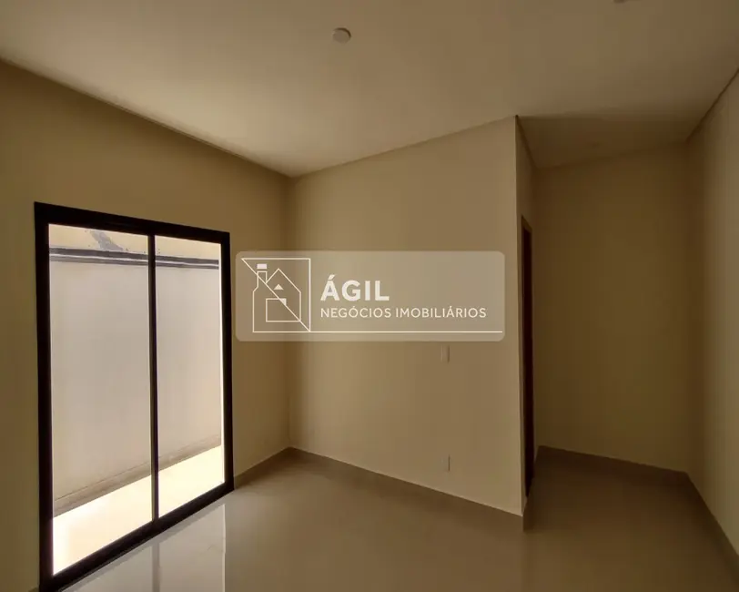 Foto 6 de Casa de Condomínio com 3 quartos à venda, 300m2 em Cacapava - SP