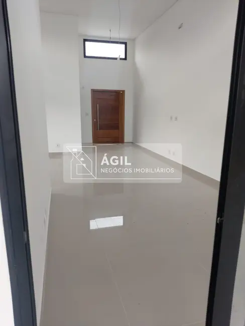 Foto 3 de Casa de Condomínio com 4 quartos à venda, 220m2 em Sao Jose Dos Campos - SP