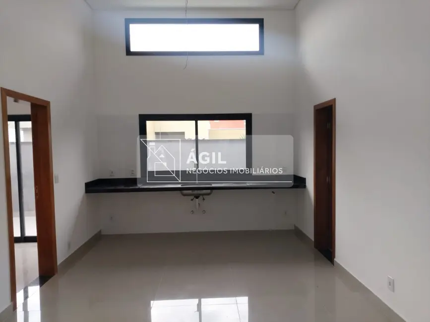 Foto 4 de Casa de Condomínio com 4 quartos à venda, 220m2 em Sao Jose Dos Campos - SP