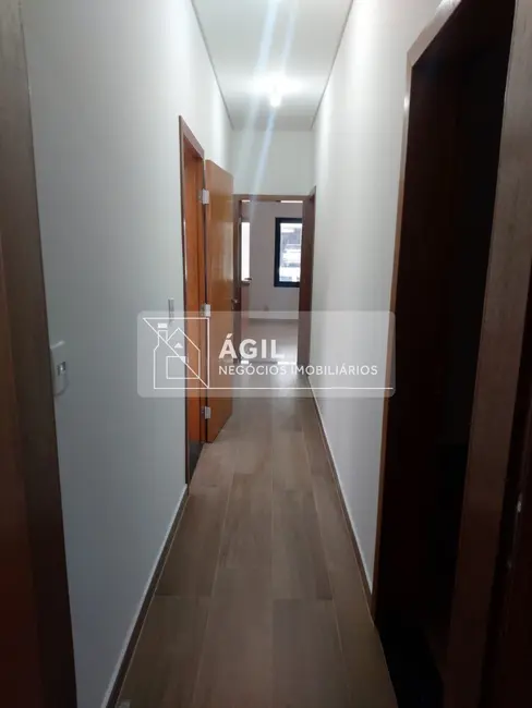 Foto 9 de Casa de Condomínio com 4 quartos à venda, 220m2 em Sao Jose Dos Campos - SP