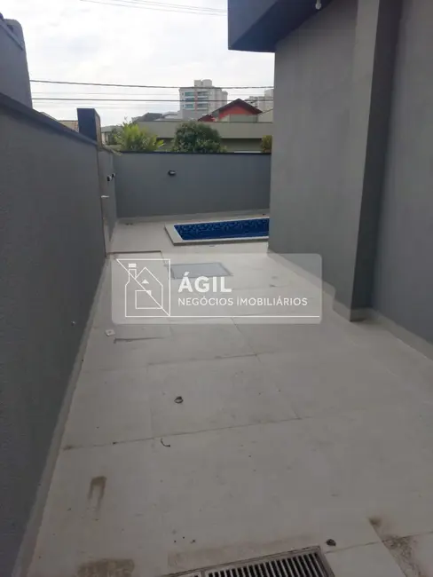 Foto 8 de Casa de Condomínio com 4 quartos à venda, 220m2 em Sao Jose Dos Campos - SP