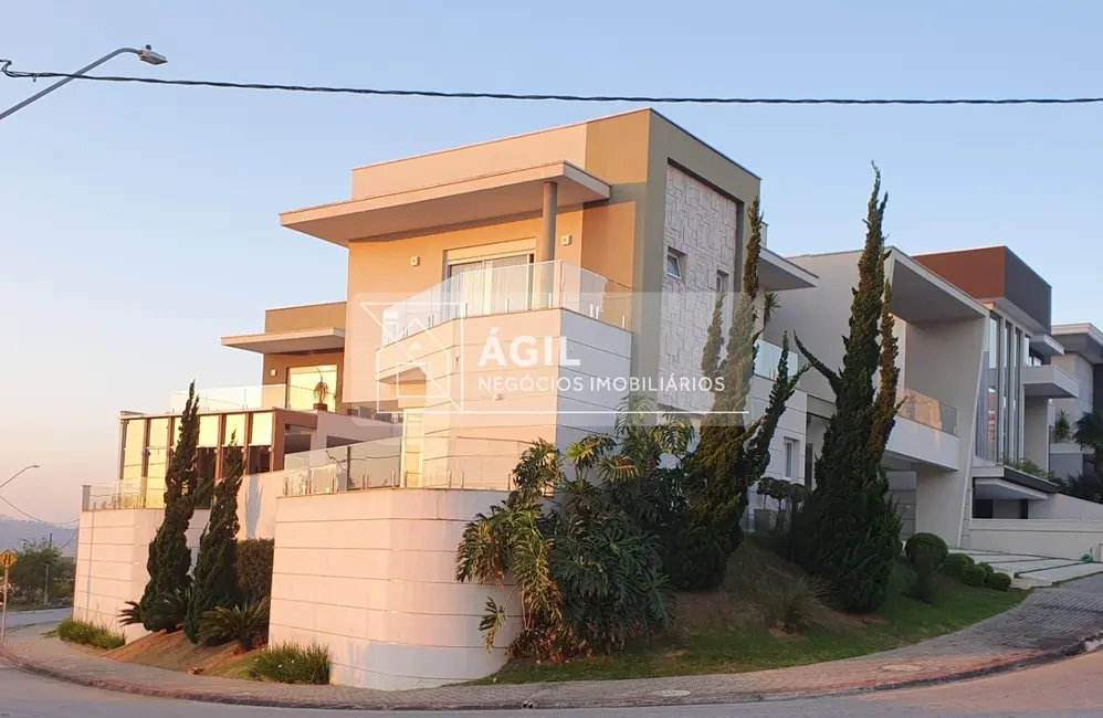 Foto 2 de Casa de Condomínio com 4 quartos à venda, 670m2 em Sao Jose Dos Campos - SP