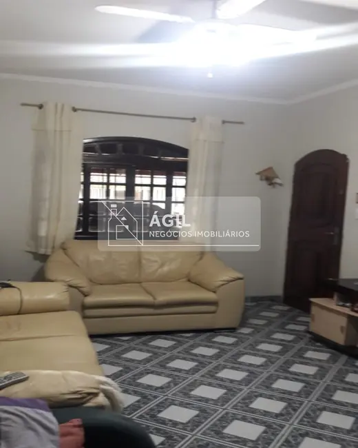 Foto 4 de Casa com 3 quartos à venda, 170m2 em Sao Jose Dos Campos - SP